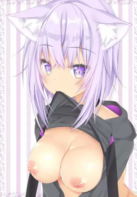 I wanna grab em so badly. I wanna grab em so badly.