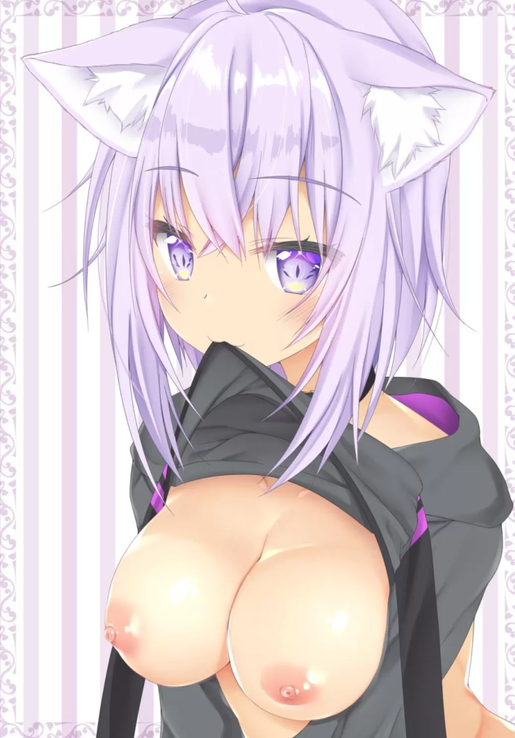 I wanna grab em so badly. I wanna grab em so badly.